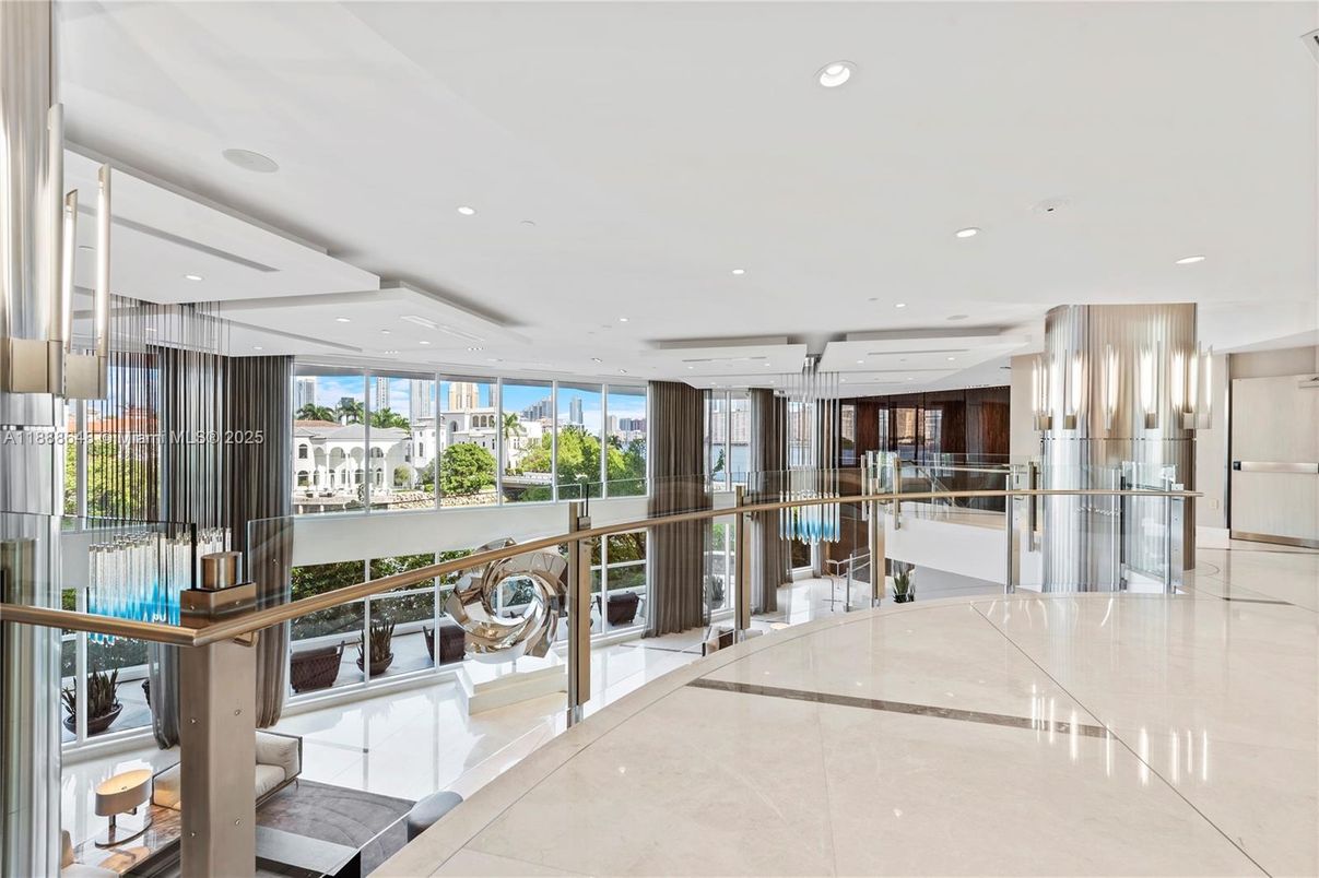 Interior, Recessed Lighting