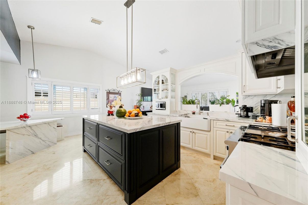 Interior, Kitchen, Pendant Lights