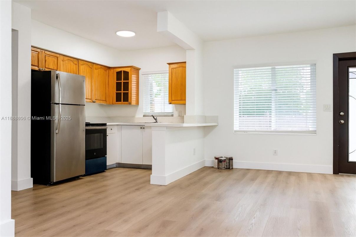 Interior, Kitchen, Recessed Lighting, Wood Texture Flooring