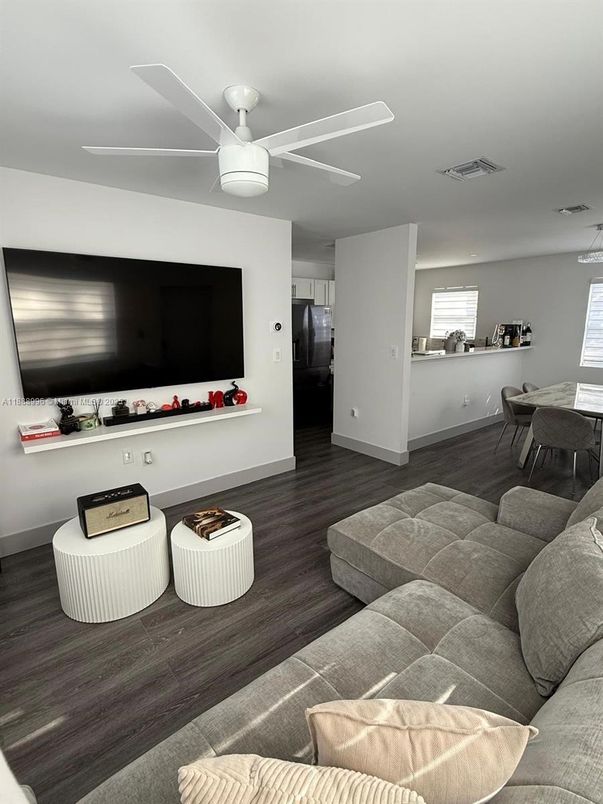 Dining room, Interior, Living room, Wood Texture Flooring
