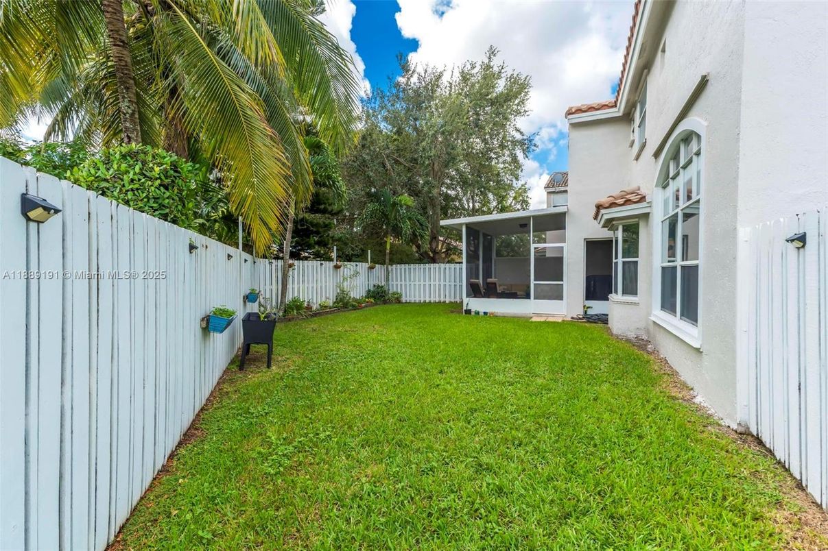 Backyard, Exterior