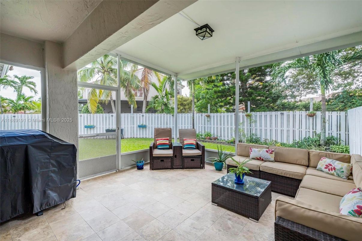 Interior, Living room, Sun Room