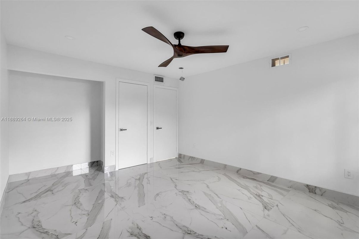 Empty room, Interior, Marble