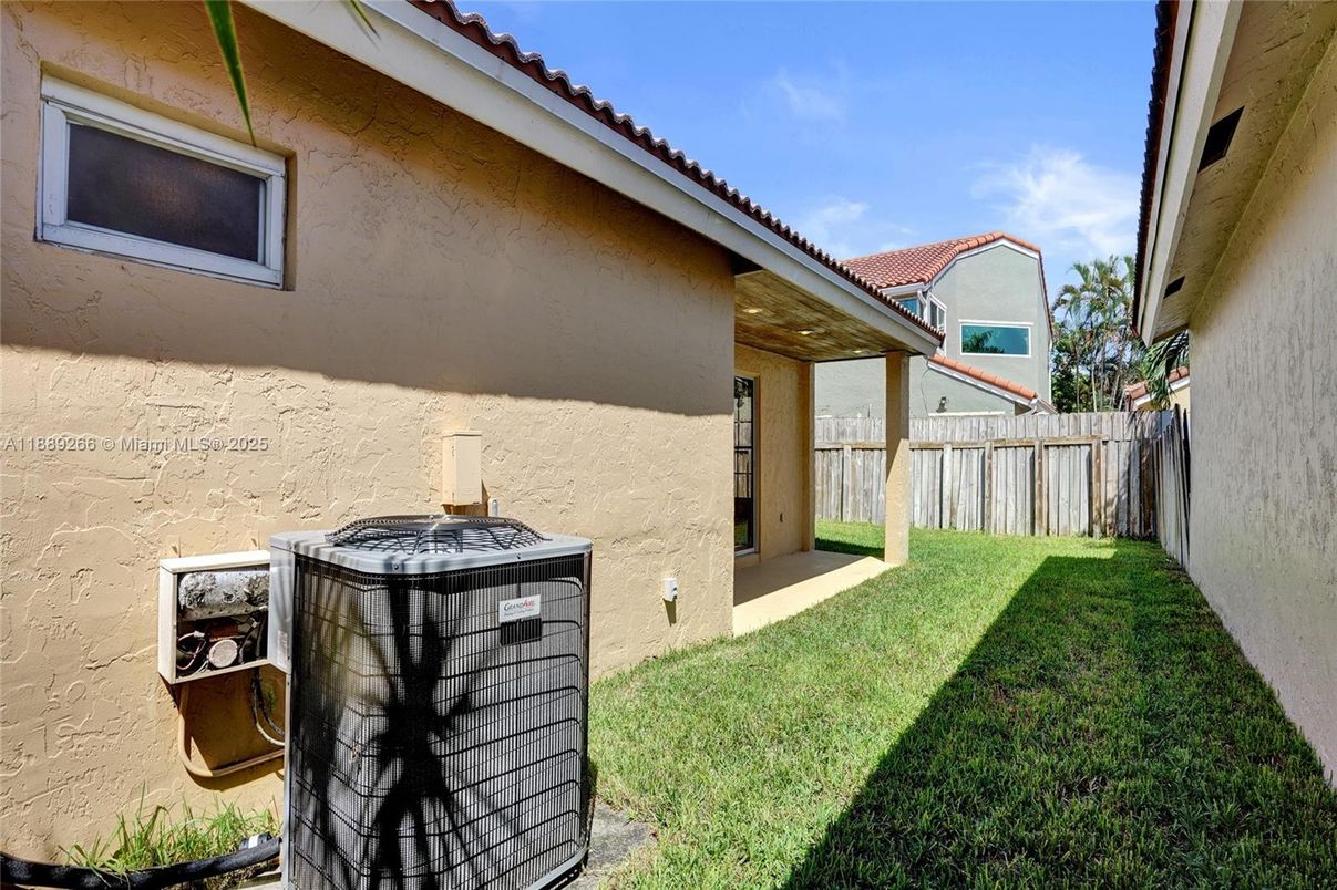 Backyard, Exterior