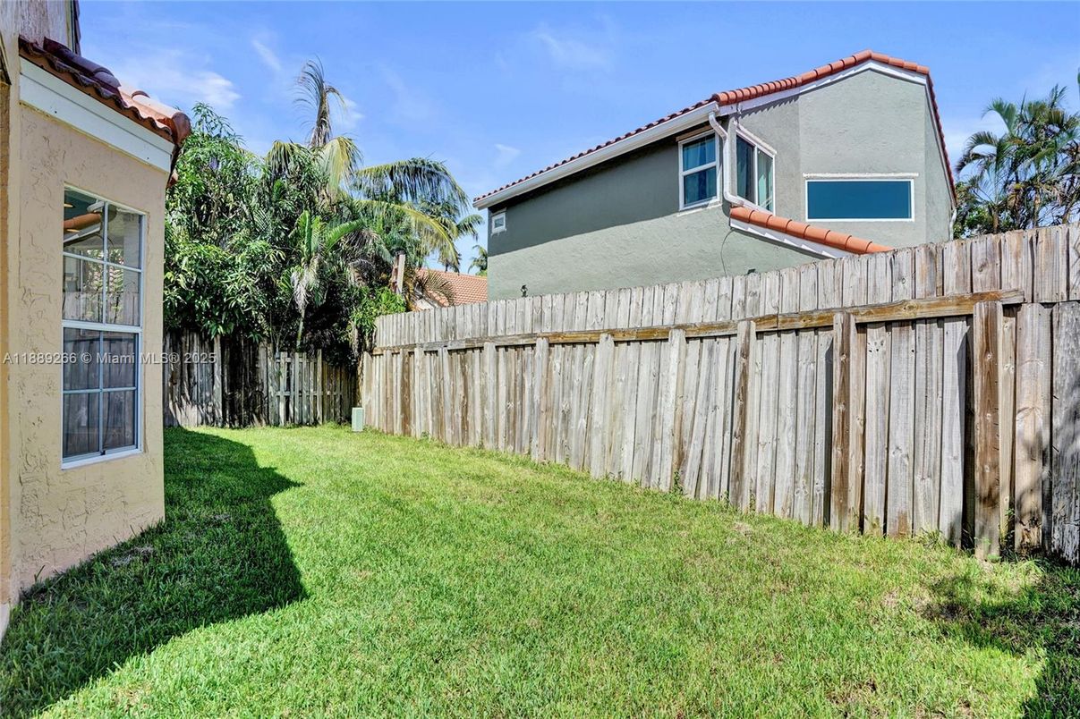 Backyard, Exterior