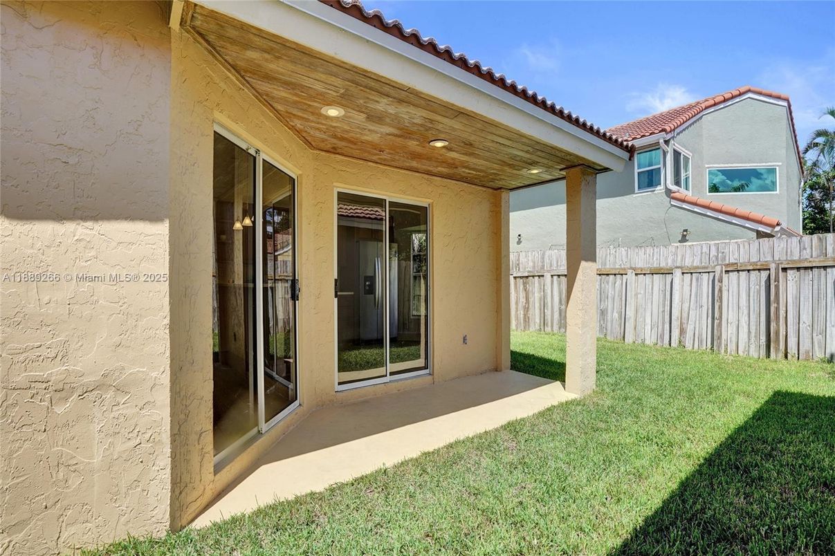 Backyard, Exterior