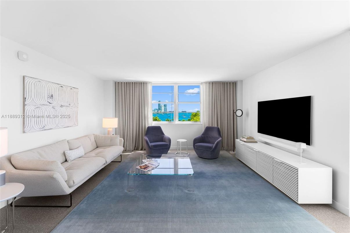 Interior, Living room, Water