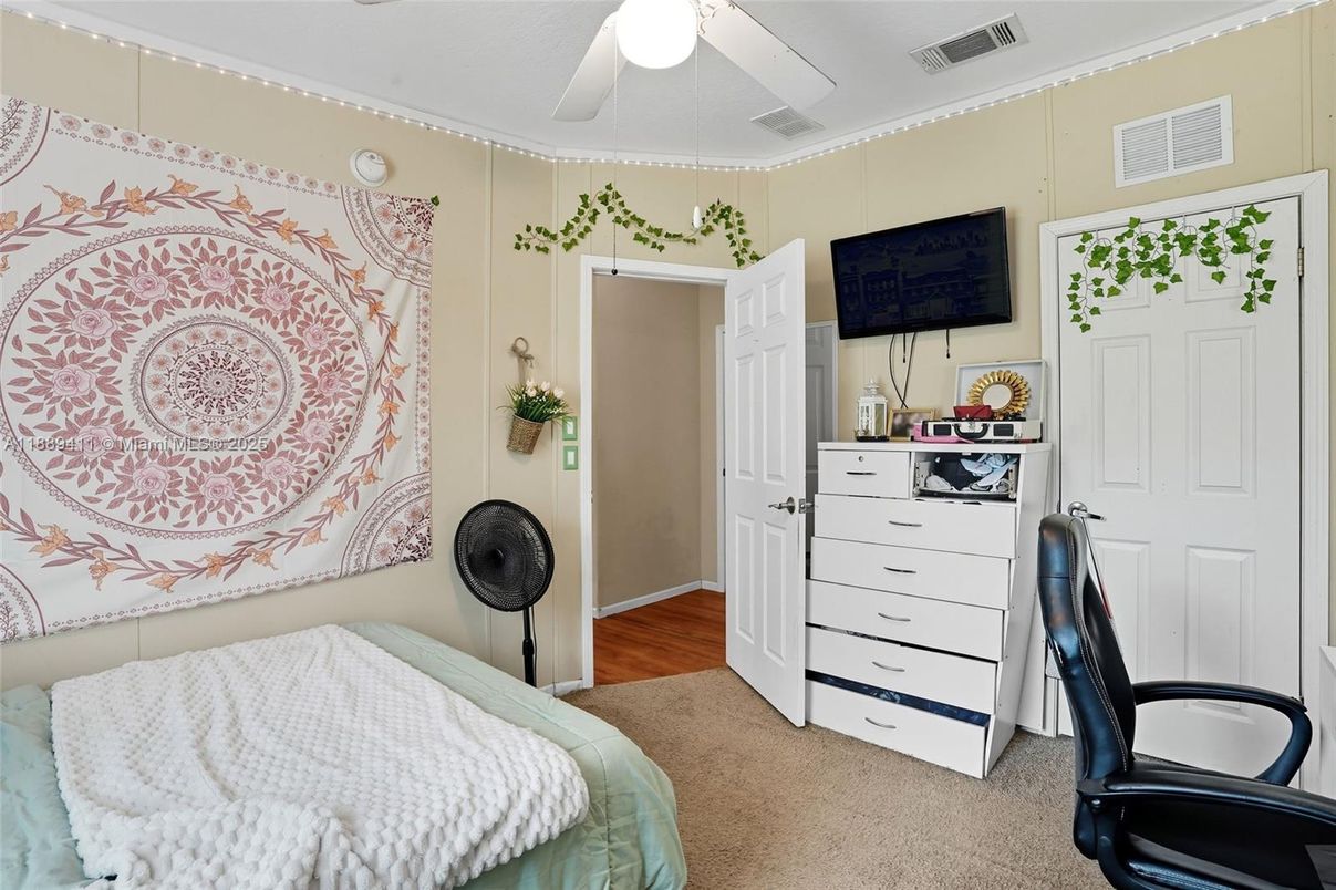 Bedroom, Interior