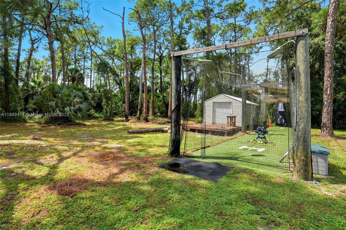 Backyard, Detached Garage, Exterior