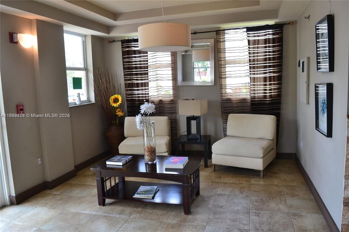 Interior, Living room, Pendant Lights