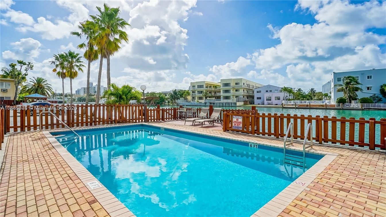 Exterior, Pool, Water