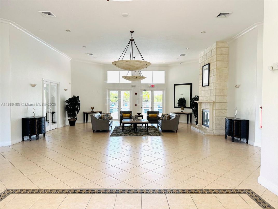 Fireplace, Interior, Living room, Pendant Lights, Recessed Lighting