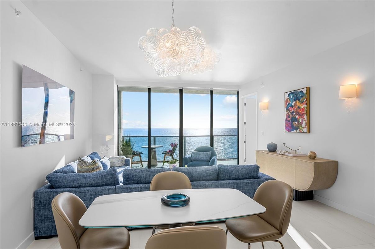 Chandelier, Dining room, Interior, Living room, Water