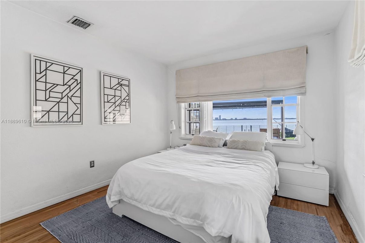 Bedroom, Interior, Water, Wood Texture Flooring