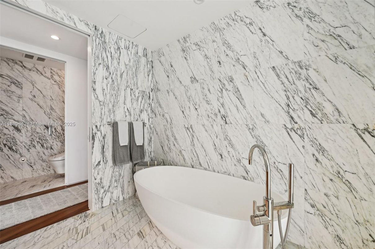 Bathroom, Free Standing Baths, Interior, Marble, Marble Walls, Recessed Lighting