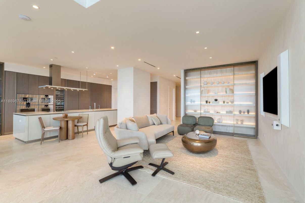 Interior, Kitchen, Living room, Pendant Lights, Recessed Lighting