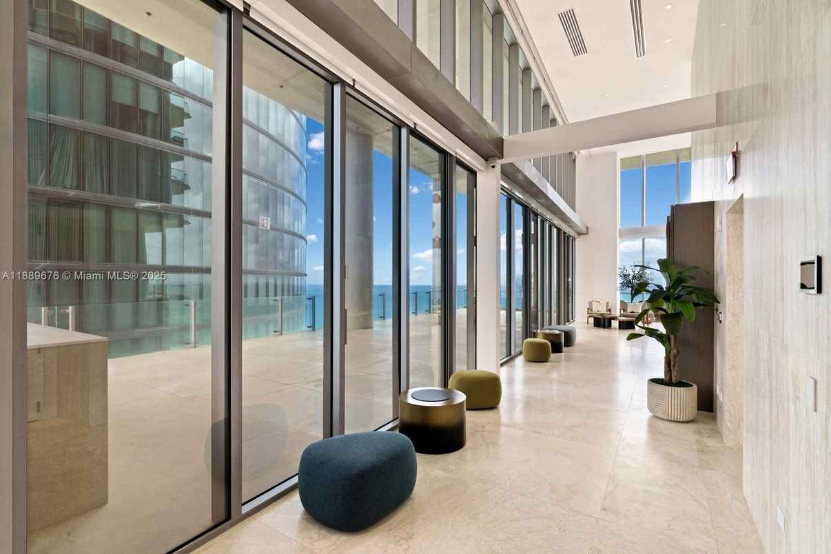 Interior, Pendant Lights, Water