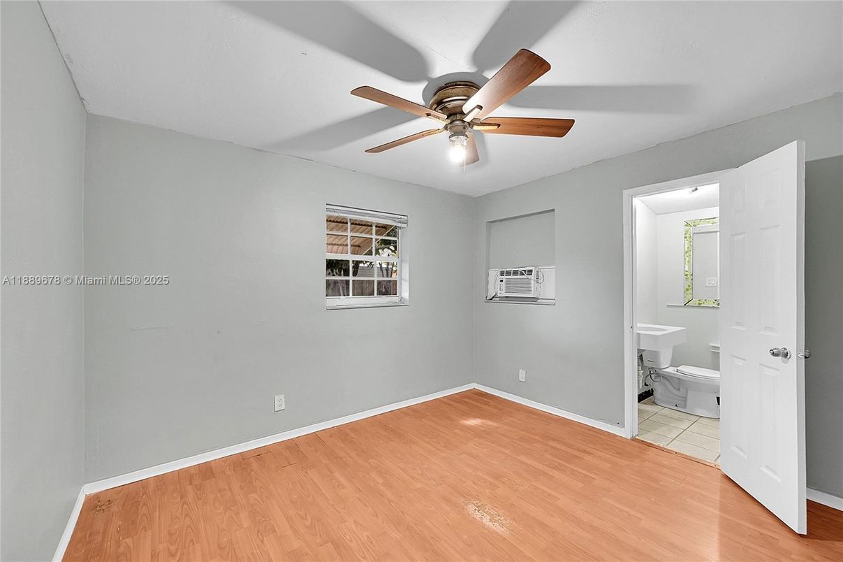 Bathroom, Empty room, Interior, Wood Texture Flooring
