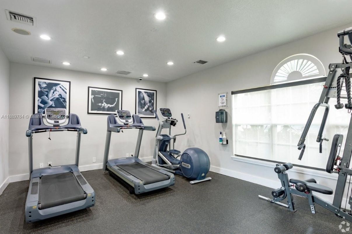 Fitness Equipment, Interior, Recessed Lighting