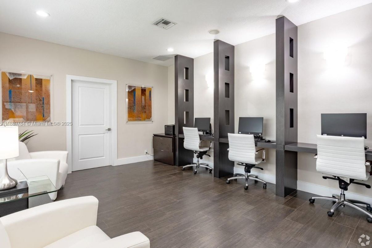 Home Office, Interior, Recessed Lighting, Wood Texture Flooring