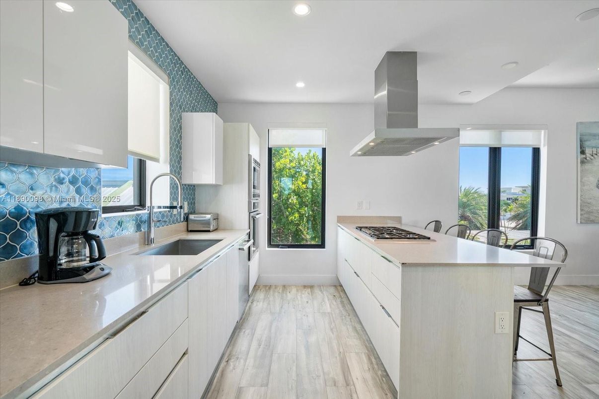 Interior, Kitchen, Recessed Lighting, Wood Texture Flooring