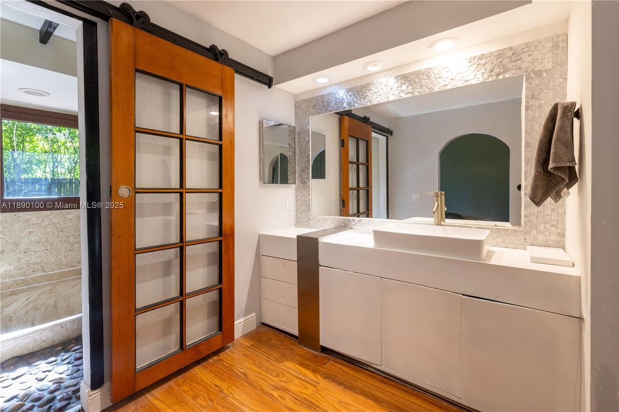 Bathroom, Dual Sink Vanities, Interior, Recessed Lighting, Wood Texture Flooring
