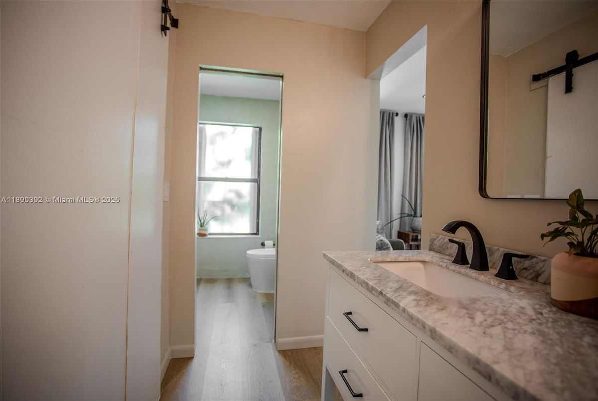 Bathroom, Dual Sink Vanities, Interior, Wood Texture Flooring