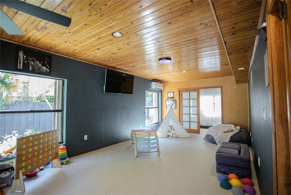 Interior, Recessed Lighting, Wooden Ceilings