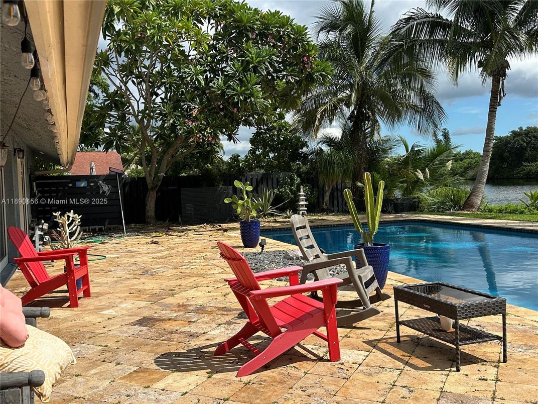 Exterior, Pool, Water