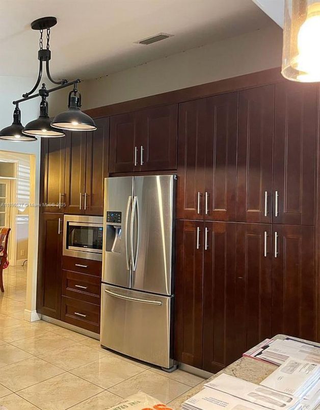 Interior, Kitchen, Pendant Lights, Stainless Steel Appliances