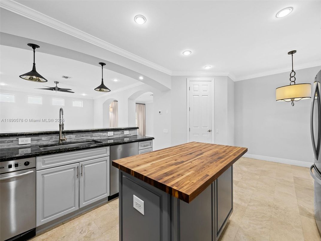 Interior, Kitchen, Pendant Lights, Recessed Lighting, Stainless Steel Appliances