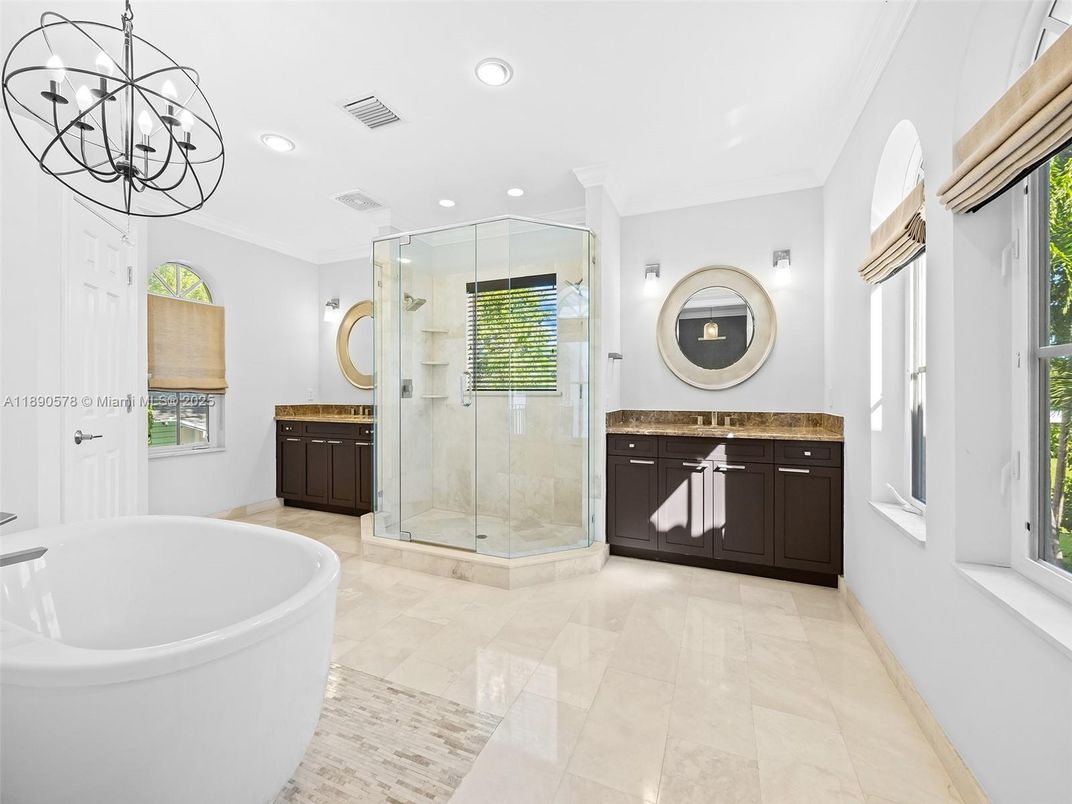 Bathroom, Dual Sink Vanities, Free Standing Baths, Glass Shower, Interior, Recessed Lighting