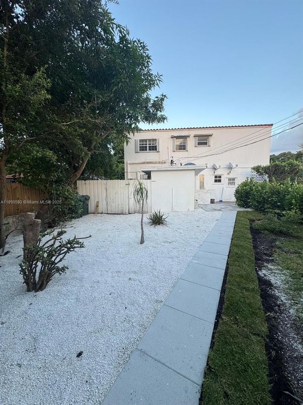 Backyard, Exterior