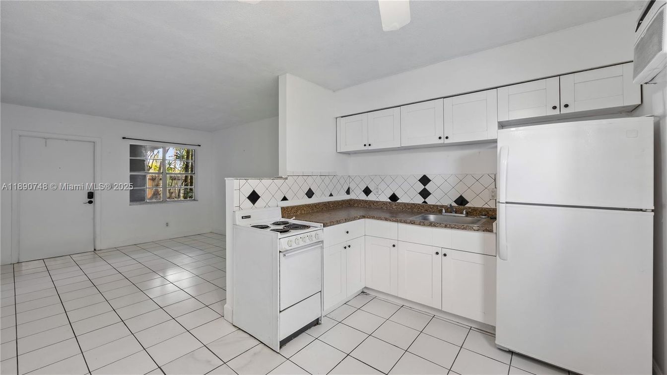 Interior, Kitchen