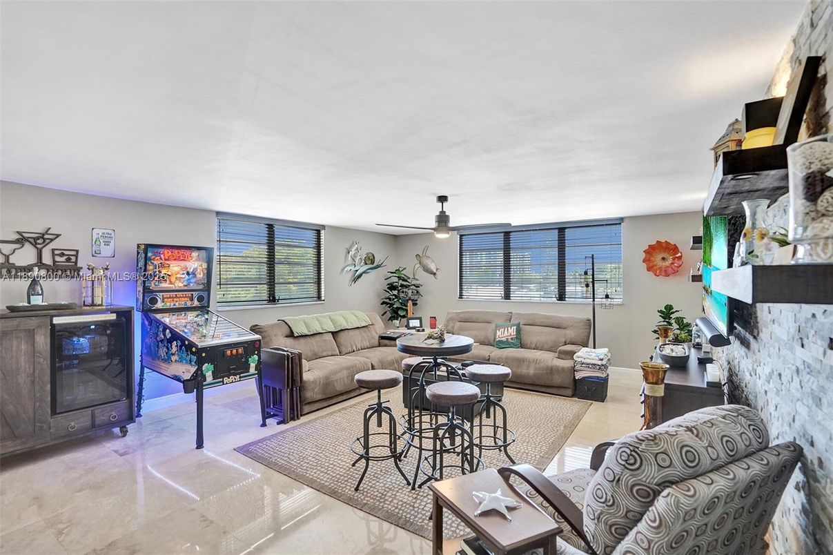 Fireplace, Interior, Living room