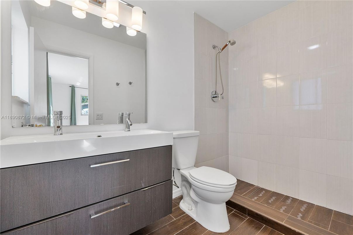Bathroom, Interior, Wood Texture Flooring