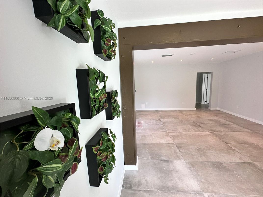 Interior, Recessed Lighting