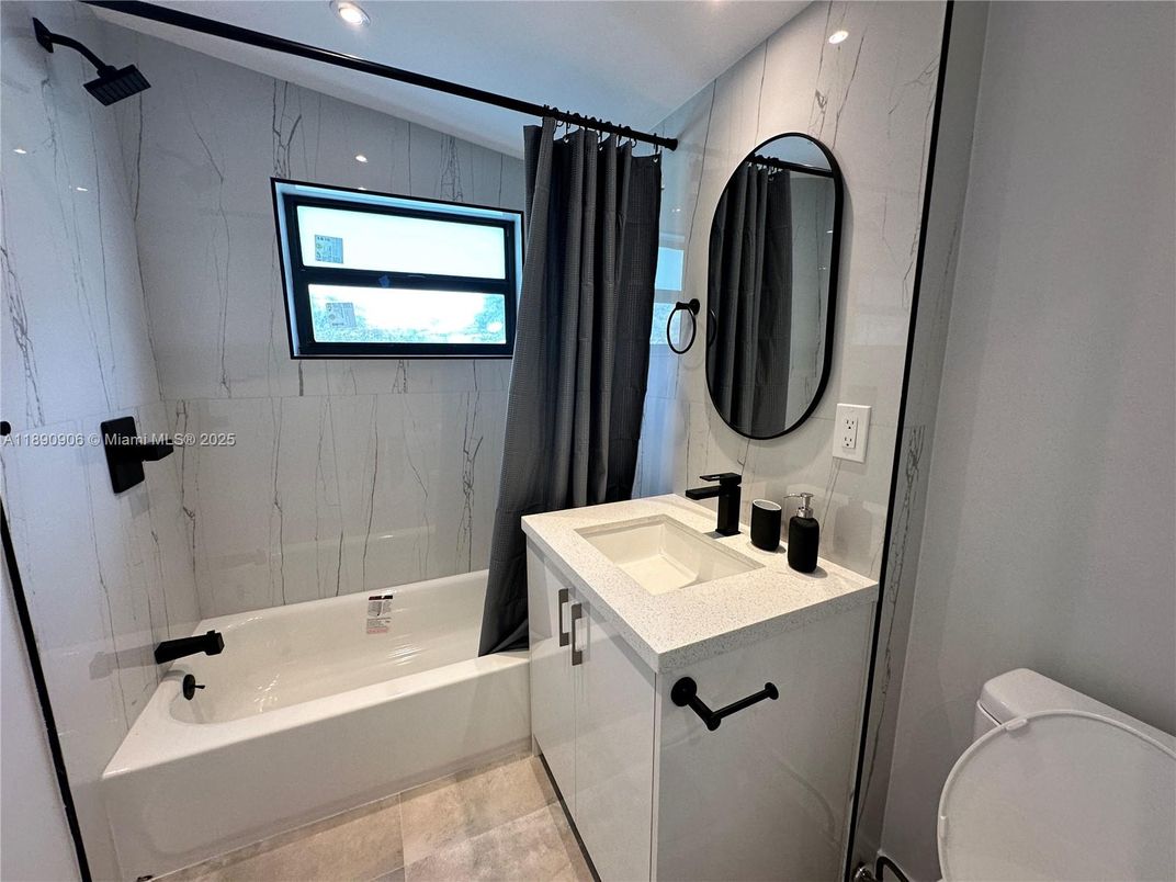 Bathroom, Interior, Marble Walls, Recessed Lighting