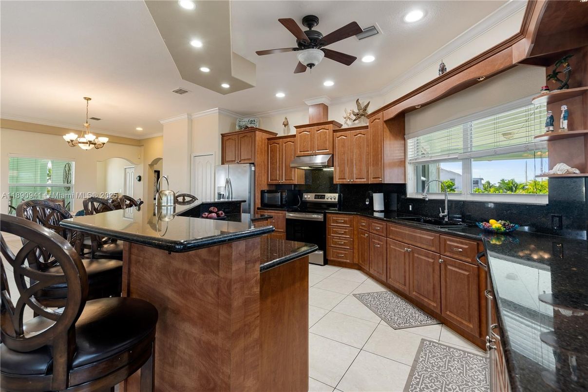 Chandelier, Interior, Kitchen, Recessed Lighting