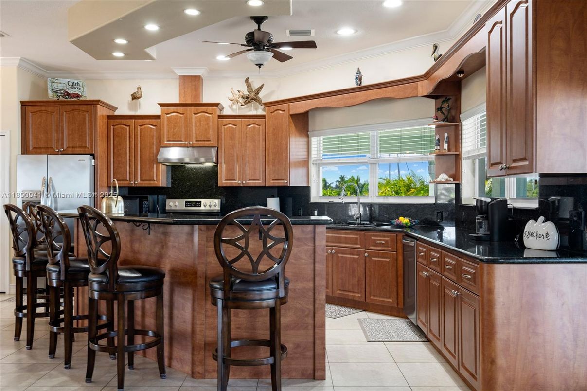 Interior, Kitchen, Recessed Lighting