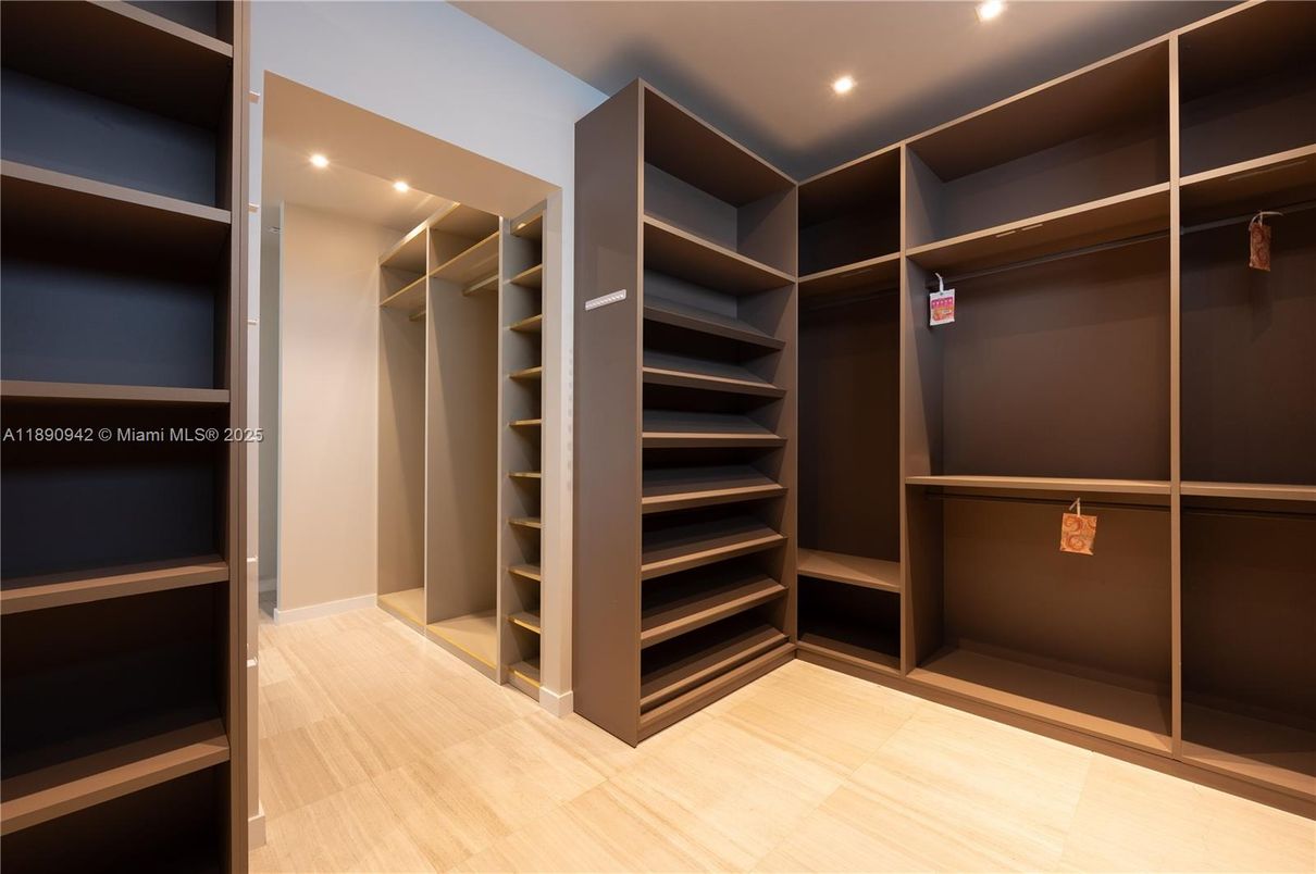 Interior, Recessed Lighting, Walk-in Closets, Wood Texture Flooring