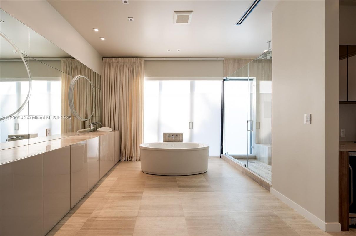 Bathroom, Interior, Recessed Lighting, Wood Texture Flooring