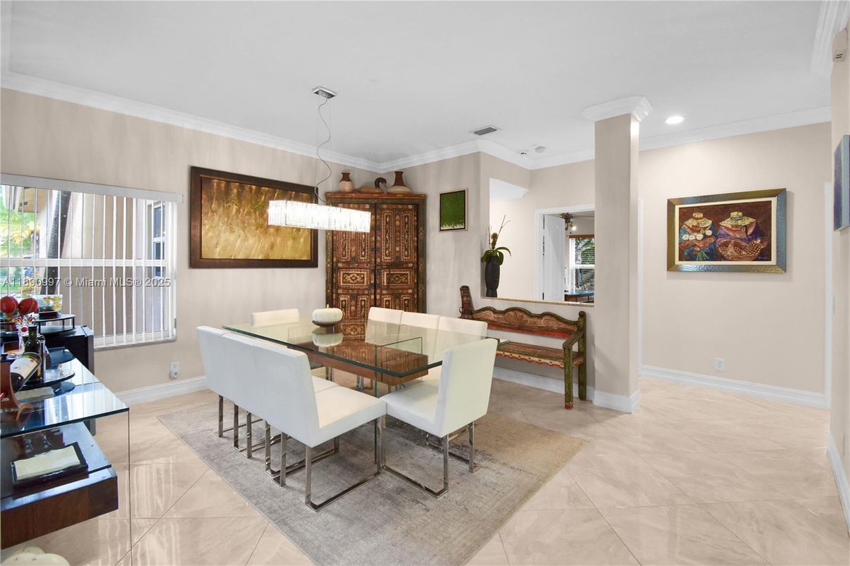 Chandelier, Dining room, Interior, Pendant Lights, Recessed Lighting
