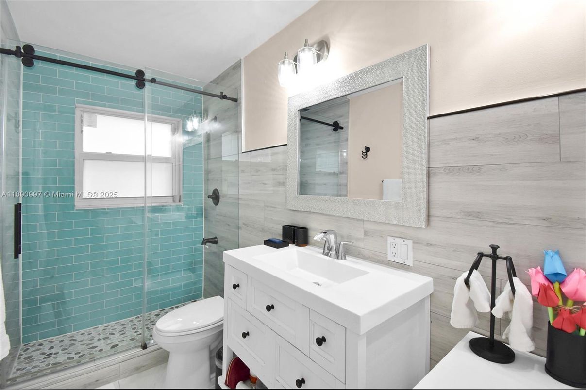 Bathroom, Glass Shower, Interior