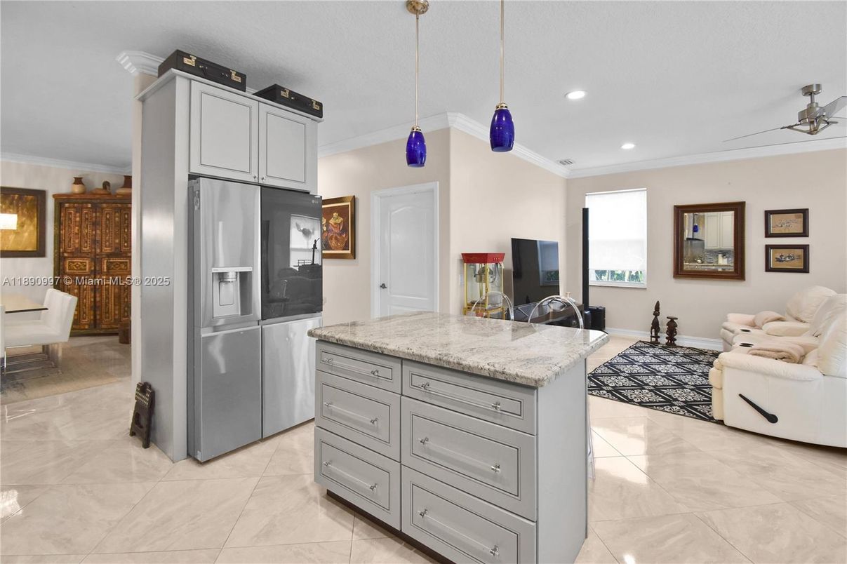Interior, Kitchen, Pendant Lights, Recessed Lighting