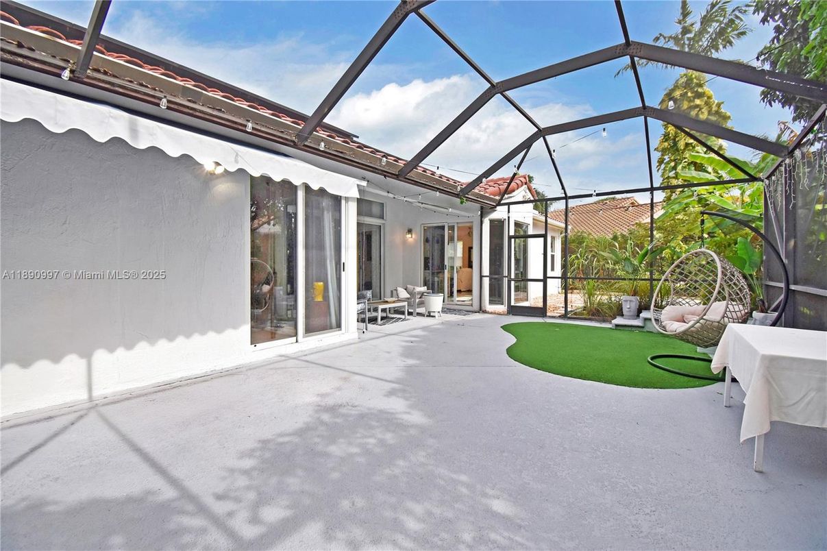 Glass Ceilings, Interior, Sun Room