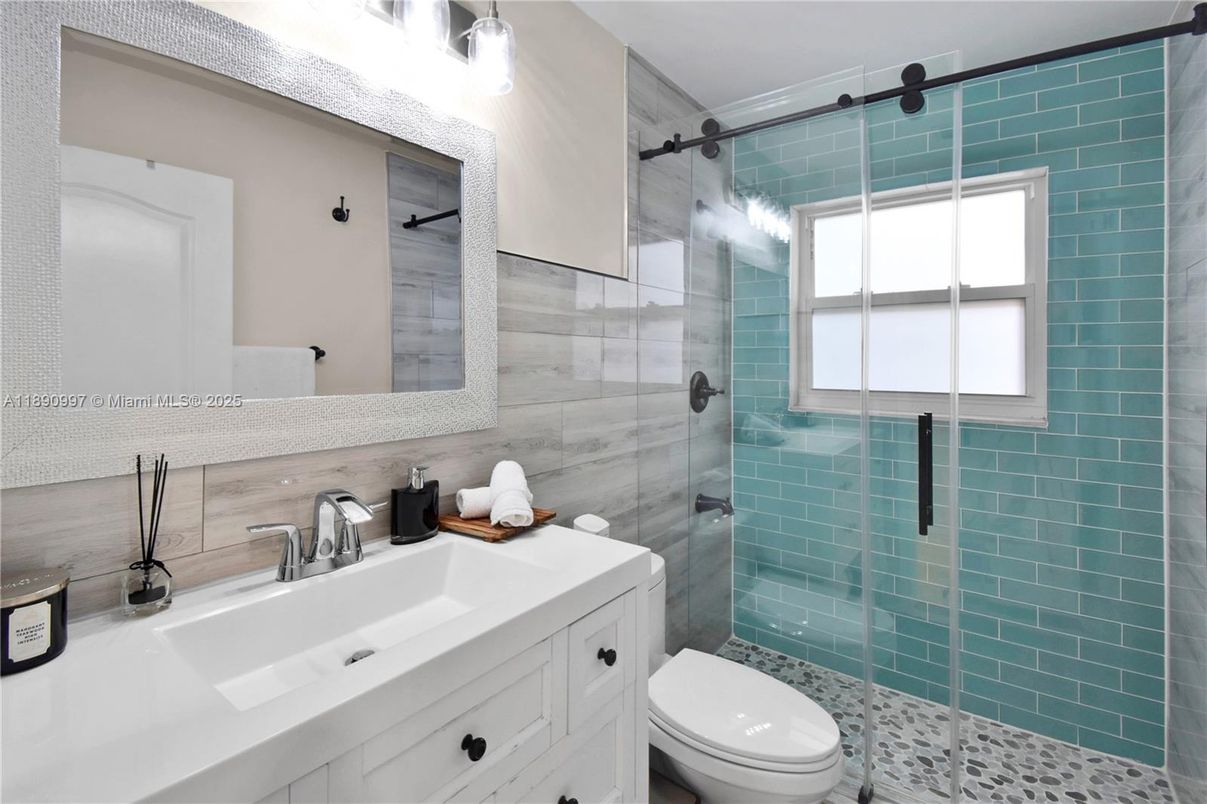 Bathroom, Glass Shower, Interior