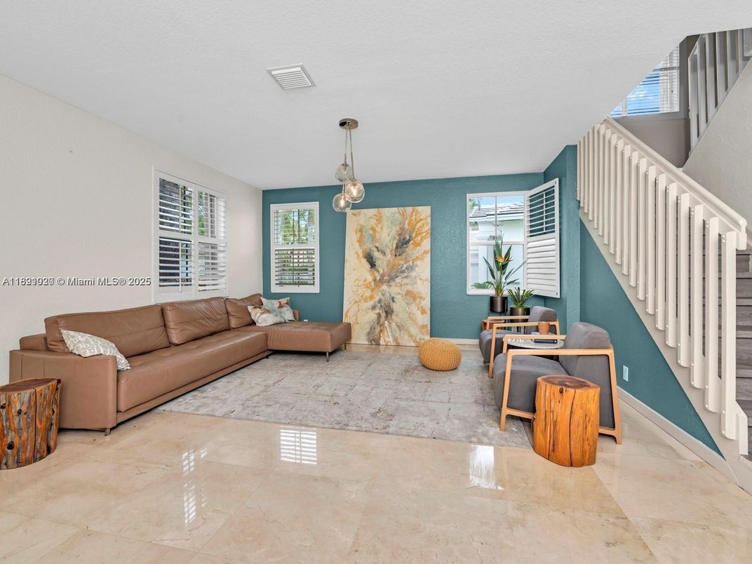 Interior, Living room, Pendant Lights