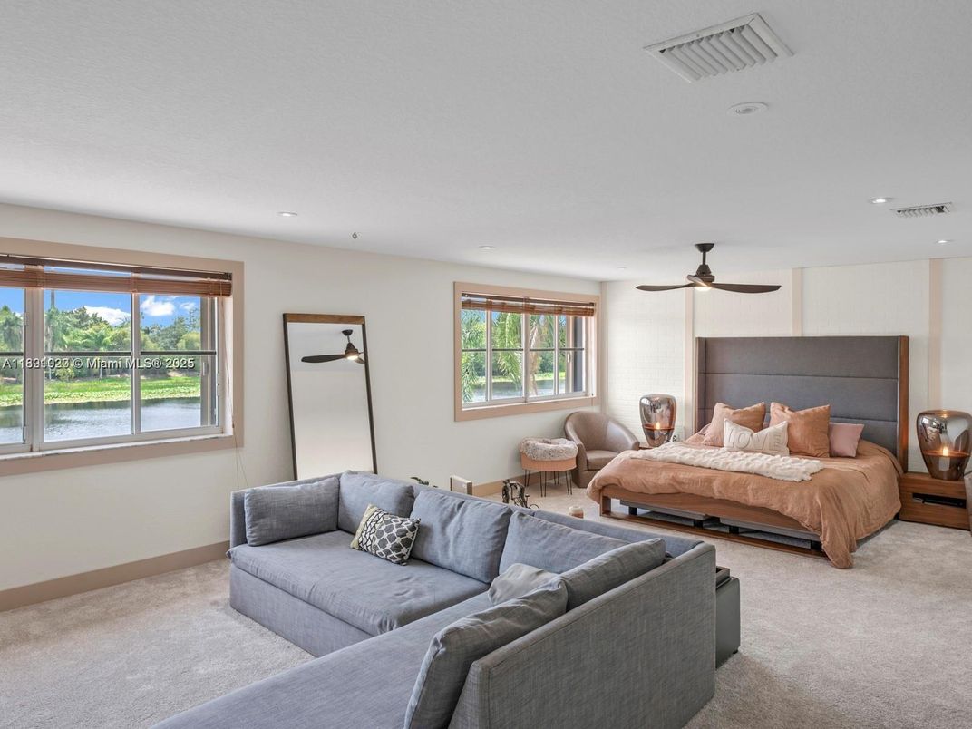 Bedroom, Interior, Living room, Recessed Lighting
