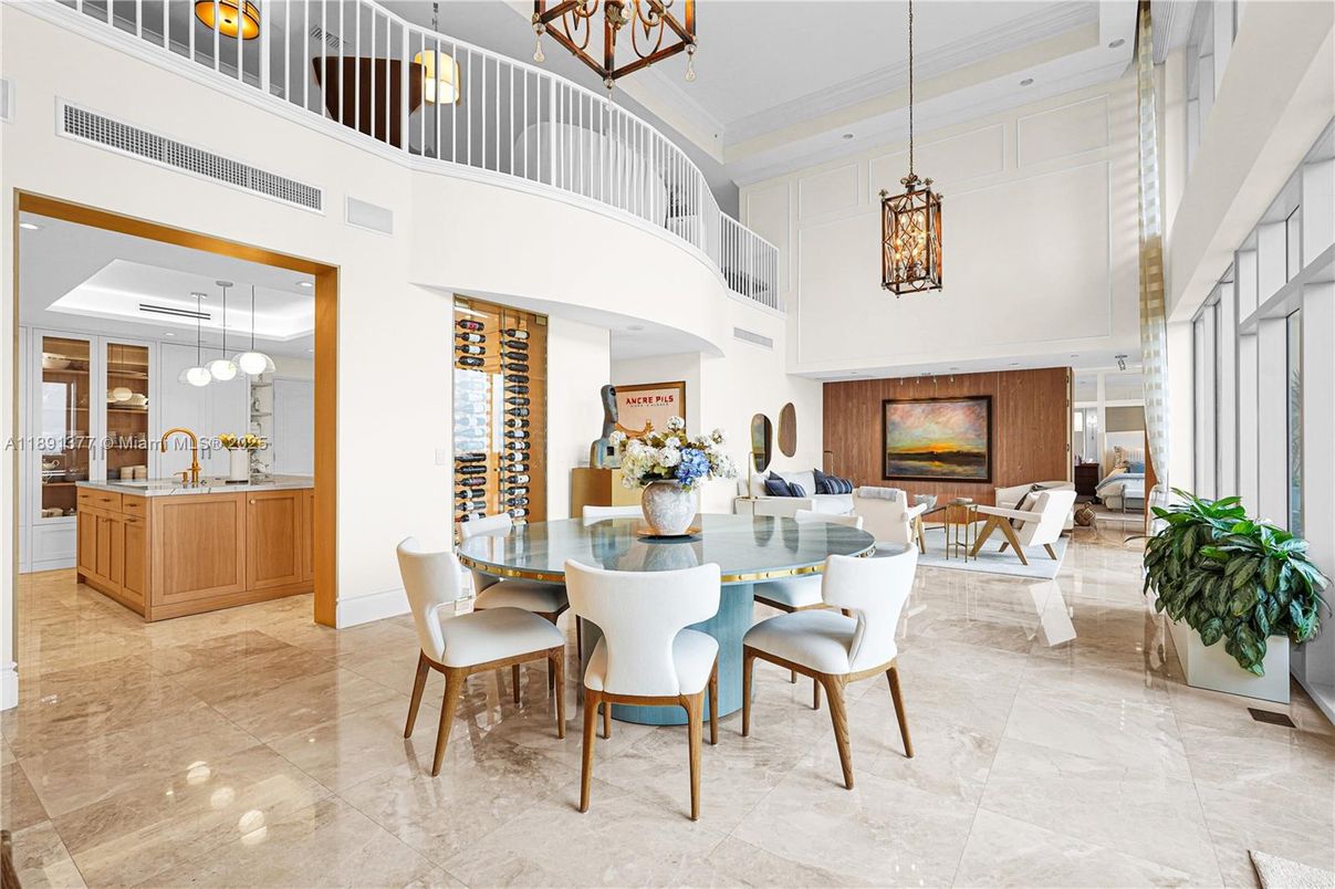 Dining room, Interior, Living room, Pendant Lights